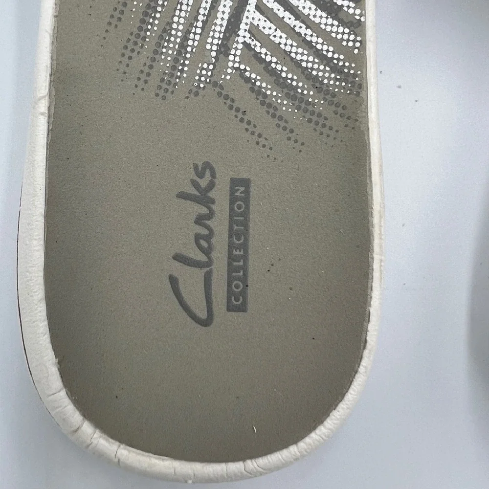 Women's Clarks Breeze Sea Flip Flops Taupe Size‎ 9 adjustable comfort sandals